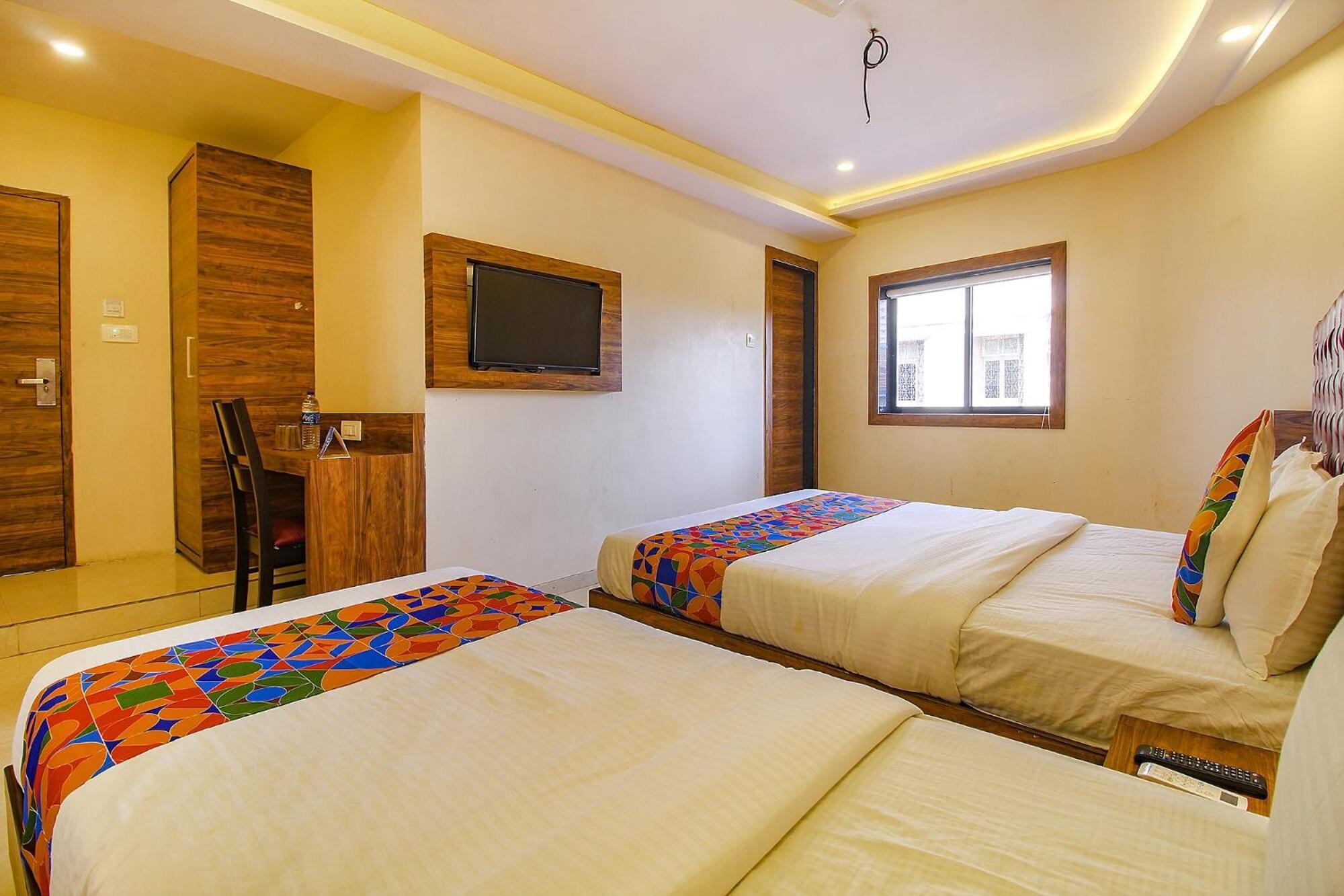 Fabhotel Peninsula - Nr Csmt Station Мумбаи Экстерьер фото